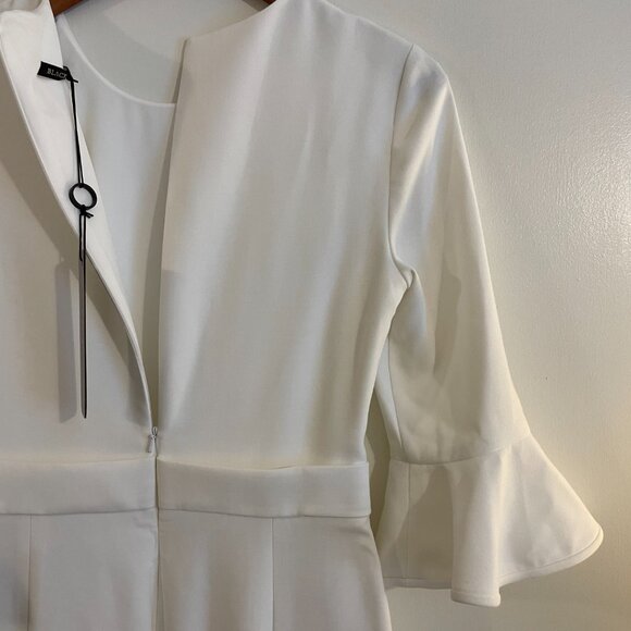 Black Halo Brooklyn Jumpsuit New with tags size 8 - Picture 3 of 7